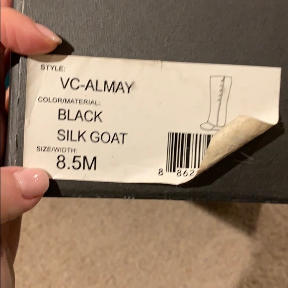 Vince Camuto boots - Picture 3 of 3